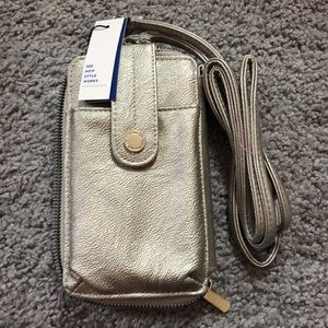 Apt. 9 Safekeeper Wallet + Phone Holder